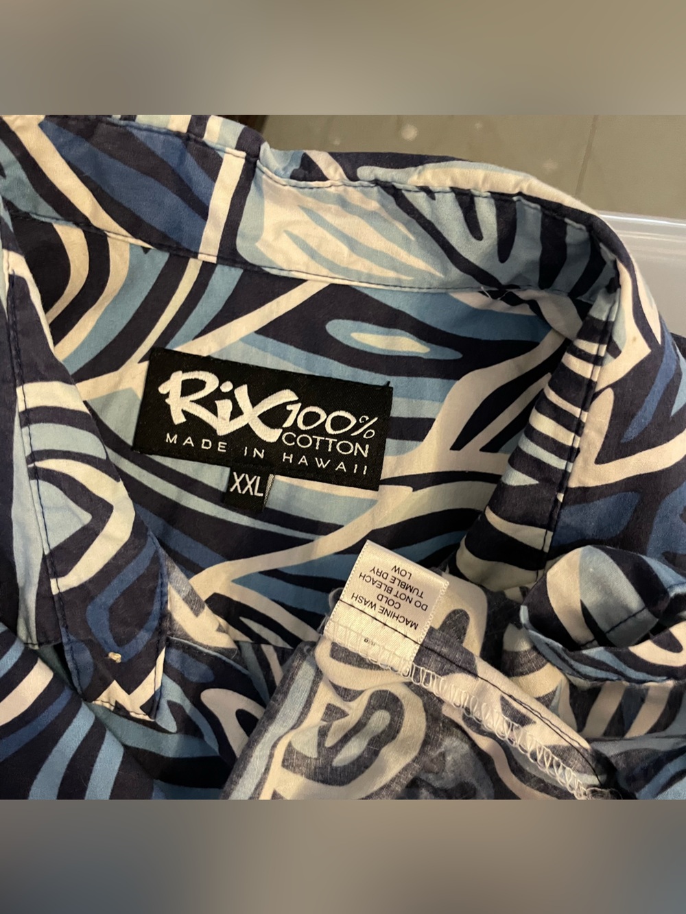 Rix Men’s Blue White Ulu Breadfruit Palm Print Button Up Collared Aloha Hawaiian - Picture 8 of 15
